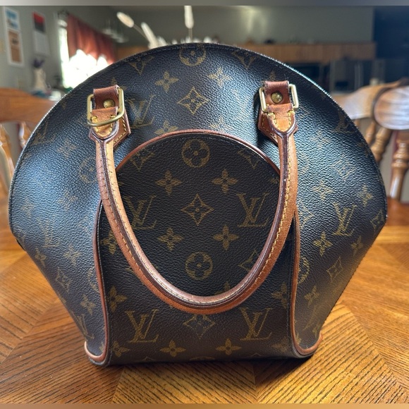 Louis Vuitton Ellipse PM Monogram Vintage Handbag - Picture 1 of 12